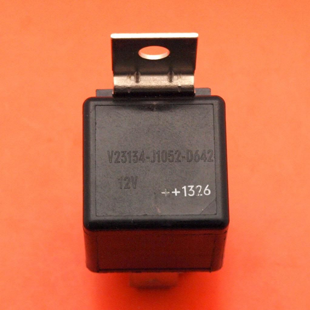 Automotive Relay 12V 70Amp 4 Pin Normally Open Bracket Genuine Tyco