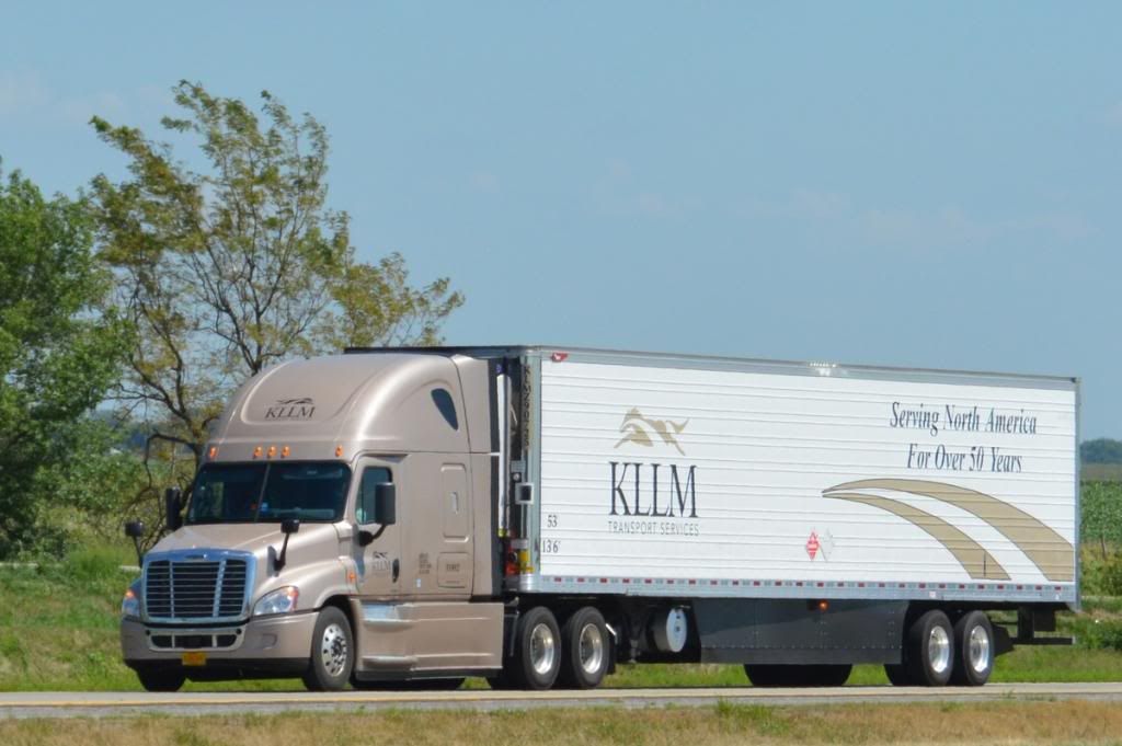 How do you find KLLM trucking jobs?